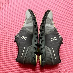 On Running Dual-Tone Athletic Shoes